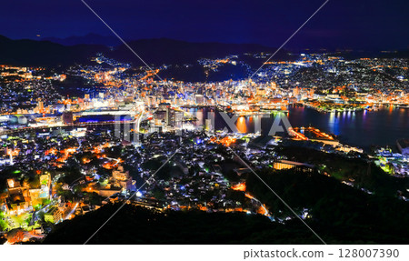 [Nagasaki Prefecture] Nagasaki night view from the Inasayama summit observatory 128007390