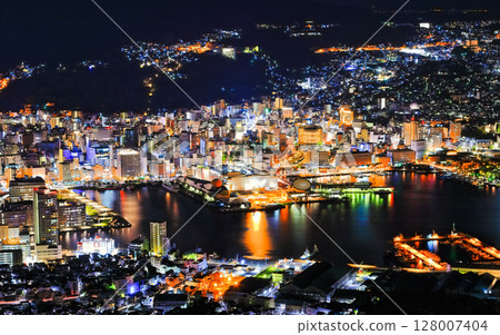 [Nagasaki Prefecture] Nagasaki night view from the Inasayama summit observatory 128007404