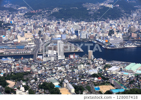 [Nagasaki Prefecture] Nagasaki city seen from Inasayama summit observatory 128007418