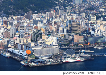 [Nagasaki Prefecture] Nagasaki city seen from Inasayama summit observatory 128007419