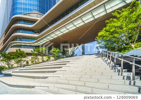 Takanawa Gateway City Link Pillar 1 entrance [Minato Ward, Tokyo] 128009069