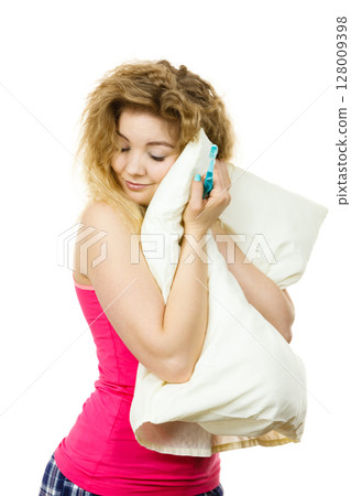 Happy cheerful woman wearing pajamas 128009398