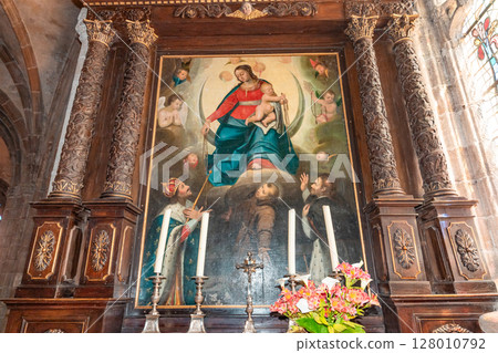 Saint Tugdual cathedral, Treguier, brittany, france Saint Tugdual cathedral, Treguier, brittany, france 128010792