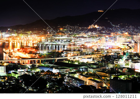 [長崎縣]從天神山展望台看到的佐世保港夜景 128011211