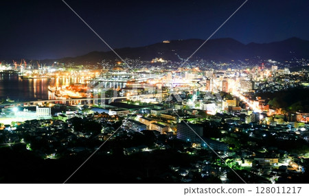 [Nagasaki Prefecture] Night view of Sasebo Port seen from Tenjinyama Observatory 128011217