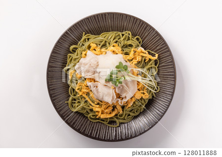 Green tea soba noodles mixed with grated daikon and meat Green tea soba noodles mixed with grated daikon and meat 128011888