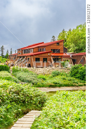 Kagamidaira Mountain Lodge: Climbing Mount Sugoroku and Mount Mitsumatarenge in the Northern Alps 128012372