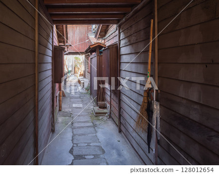 Alley 000267 Alley 000267 128012654