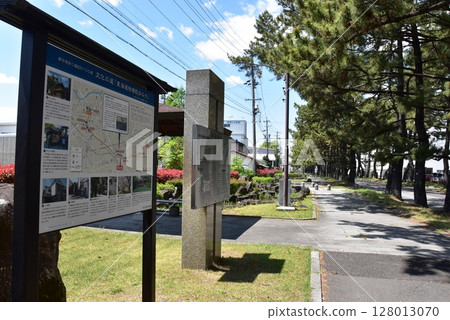 愛知縣知立松樹線、岔路和旅遊資訊委員會 128013070