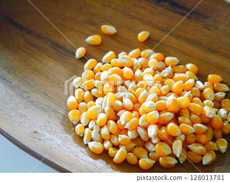 爆米花 爆米花 128013781