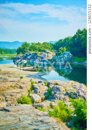 秩父長瀞溪谷夏日風景 128015152