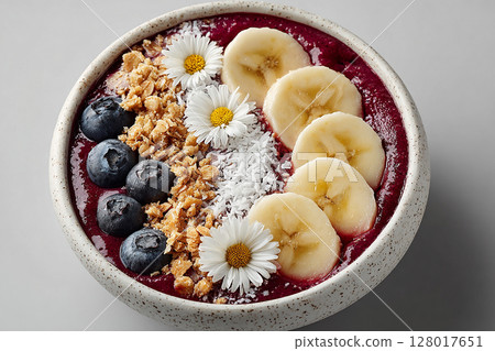 strawberry, smoothie, yogurt 128017651