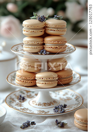 macaron, food, pastry 128017763