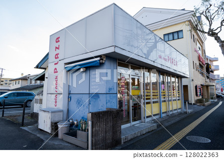 [Coin Snack Plaza] A store with many vending machines 128022363