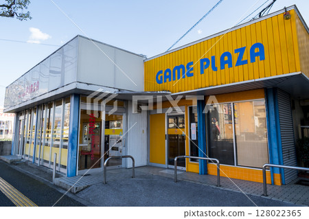 【Coin Snack Plaza】擁有多台自動販賣機的商店 128022365