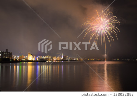 別府夏季煙火大會(大分縣別府市) 別府夏季煙火大會(大分縣別府市) 128022892