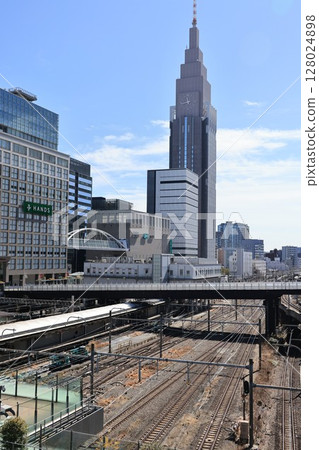 東京新宿區新宿車站的風景 128024898
