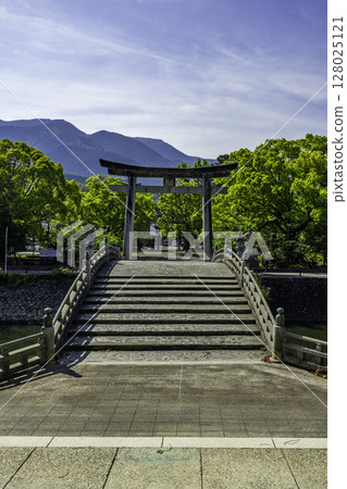 Uwajima Warei Shrine, Torii gate and Shinko Bridge, Uwajima City, Ehime Prefecture Uwajima Warei Shrine, Torii gate and Shinko Bridge, Uwajima City, Ehime Prefecture 128025121
