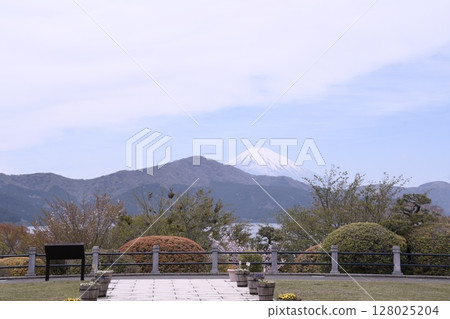 從恩賜箱根公園眺望富士山 128025204