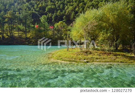 Blue Moon Valley at the foot of Jade Dragon Snow Mountain, Yunnan Province 128027270