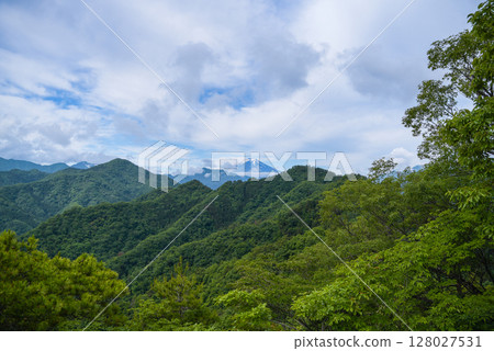 Mount Fuji as seen from Mount Yakuo Mount Fuji as seen from Mount Yakuo 128027531