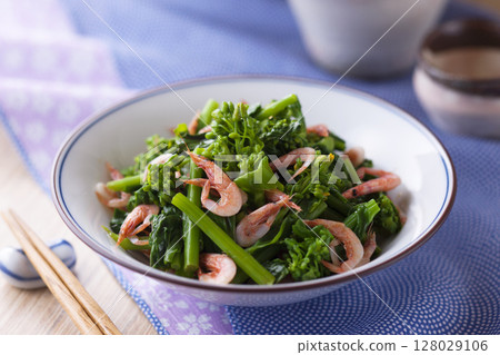 Boiled rape blossoms and cherry shrimp Boiled rape blossoms and cherry shrimp 128029106