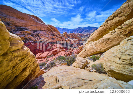 Red Rock Canyon Scenic Adventure Viewpoint Desert Landscape Red Rock Canyon Scenic Adventure Viewpoint Desert Landscape 128030663