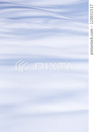 凹凸不平的雪紋 128031517