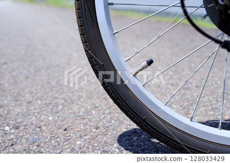 Road and bicycle tire pressure and English valve Road and bicycle tire pressure and English valve 128033429