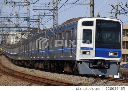 [SI] Seibu Ikebukuro Line 6000 Series Train (Local Train: Direct to Tokyo Metro Yurakucho Line) 128033465