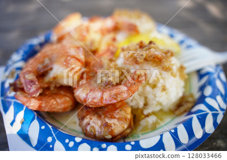 Garlic shrimp on the North Shore of Hawaii Garlic shrimp on the North Shore of Hawaii 128033466