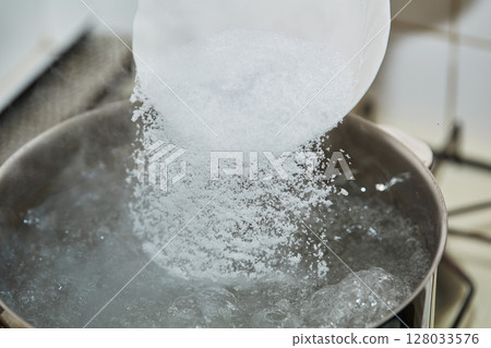 鹽水 128033576