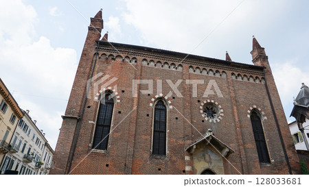 Basilica of Santa Anastasia is an important Catholic place of worship in Verona, Italy. Basilica of Santa Anastasia is an important Catholic place of worship in Verona, Italy. 128033681
