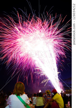 夏威夷希爾頓煙火表演 128034212