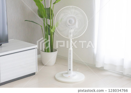 Fan placed by the window of the room Fan placed by the window of the room 128034766