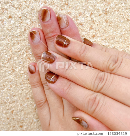 Cute and mature brown nuance nails 128034819