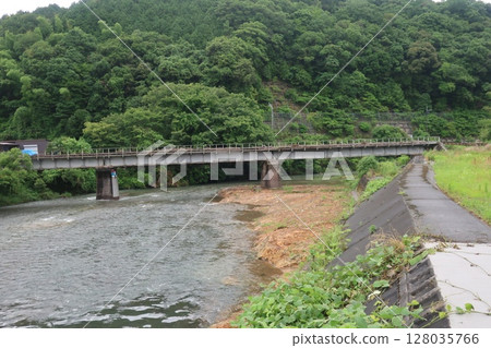 2023年洪水留下的傷痕 128035766