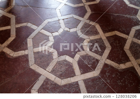 Architecture detail inside the Humayun's Tomb, built by Hamida Banu Begun in 1565-72, Delhi, India 128038206