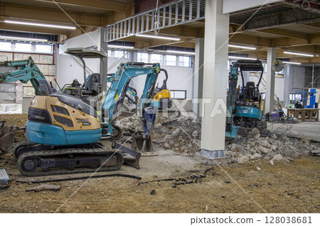 工廠及倉庫裝修工程 工廠及倉庫裝修工程 128038681