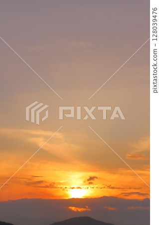 Sunset sky, sunset, clouds, mountains Sunset sky, sunset, clouds, mountains 128039476