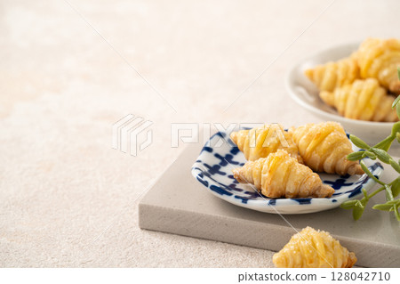 酥皮可頌 羊角麵包 可頌 酥皮 點心 Puff Pastry Croissants クロワッサン 酥皮可頌 羊角麵包 可頌 酥皮 點心 Puff Pastry Croissants クロワッサン 128042710