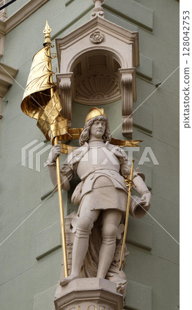 Saint Florian at the corner of Jungferngasse and Herrengasse, Graz, Styria, Austria Saint Florian at the corner of Jungferngasse and Herrengasse, Graz, Styria, Austria 128042753