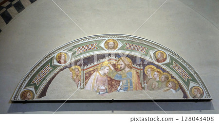 Coronation of the Virgin, fresco, 1335, Maso di Banco, Basilica of Santa Croce (Basilica of the Holy Cross) in Florence, Italy 128043408