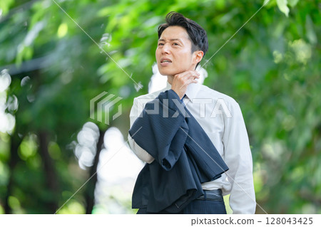 商人,酷熱,中暑,異常天氣 商人,酷熱,中暑,異常天氣 128043425