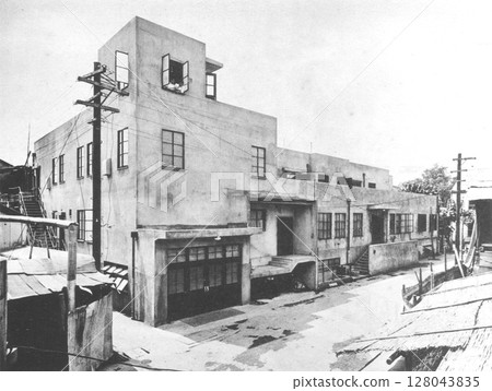 Pre-war architecture, modern architecture, retro buildings 128043835