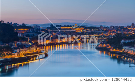 Aerial view before sunrise at the most emblematic area of Douro river timelapse. 128044433