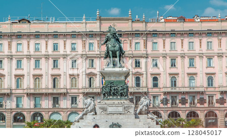 Vittorio Emanuele II statue at Piazza del Duomo timelapse. Milan in Lombardy, Italy. 128045017