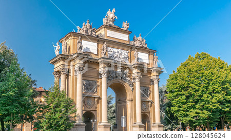 Triumphal Arch of Lorraine timelapse on Piazza della Liberta. Triumphal Arch of Lorraine timelapse on Piazza della Liberta. 128045624