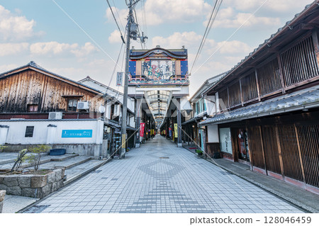 Kurokabe Square, a popular tourist spot lined with shops in Nagahama City, Shiga Prefecture 128046459
