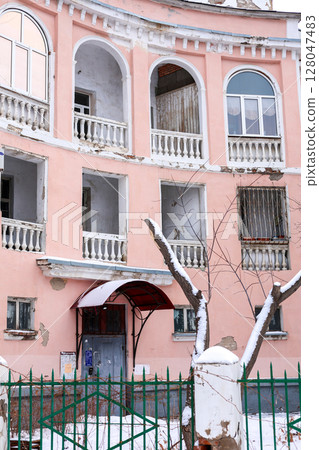 A beautiful residential building has been declared unsafe and requires residents to be relocated 128047483